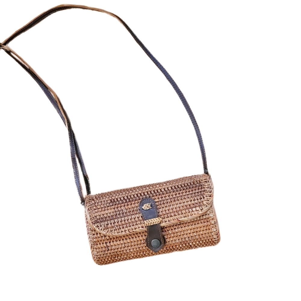 Cylinder Wicker Crossbody Bag